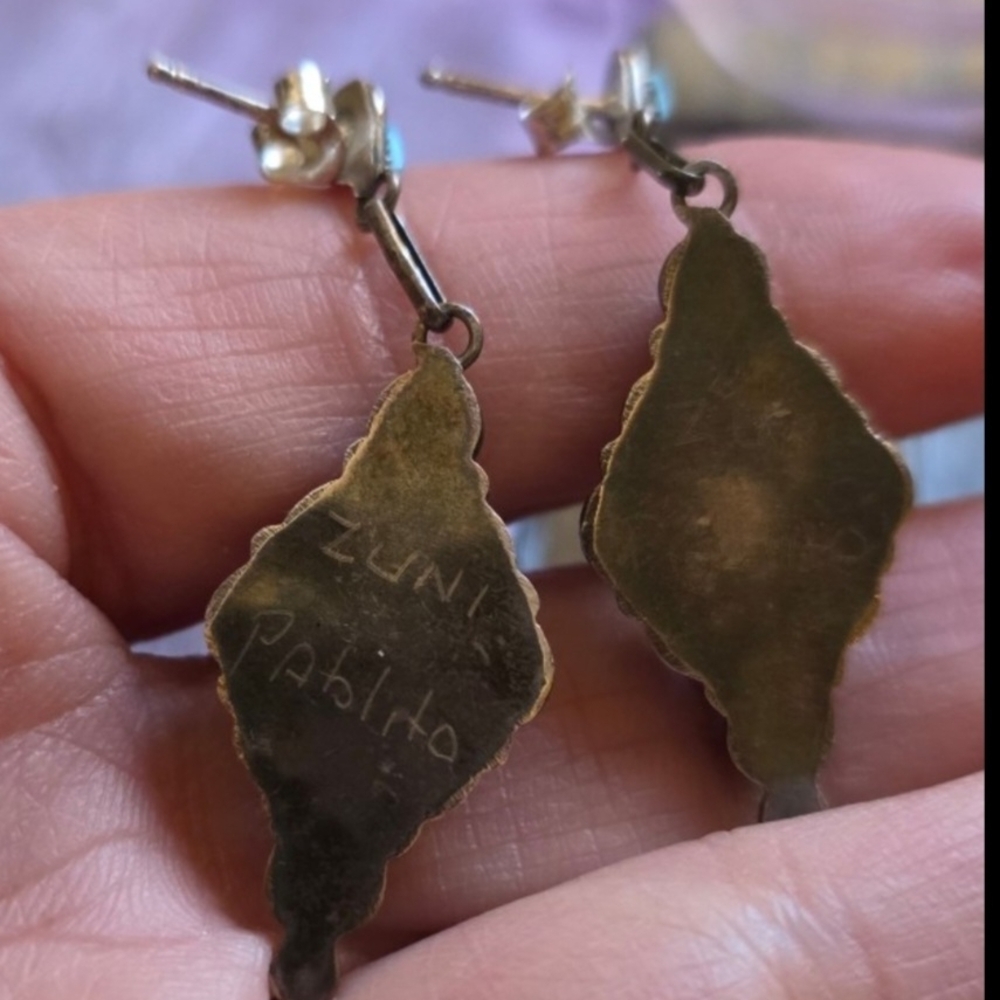 Native American 925 Silver Zuni Signed Turquoise Silver Floral Earrings - Picture 7 of 7